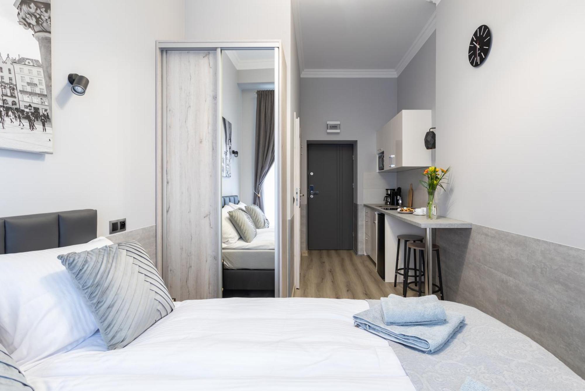 Dolce Vita Elegant Apartments Krasków Εξωτερικό φωτογραφία